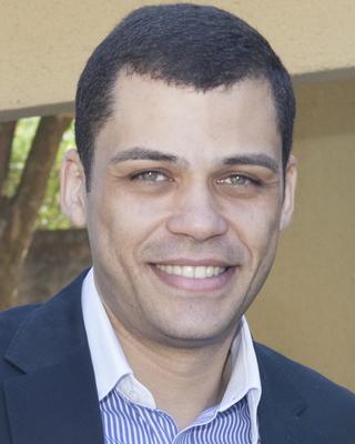 Thiago Alves headshot
