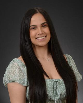 Valentina Maza Headshot 